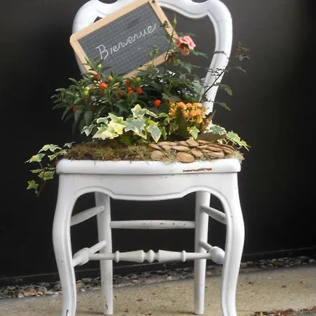 Les Mille Et Pierres Bed & Breakfast