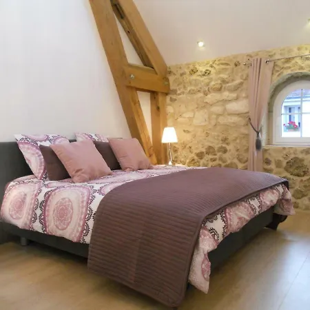Bed & Breakfast Les Mille Et Pierres 3*