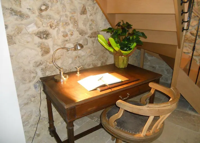 Les Mille Et Pierres 3* Mareuil-le-Port