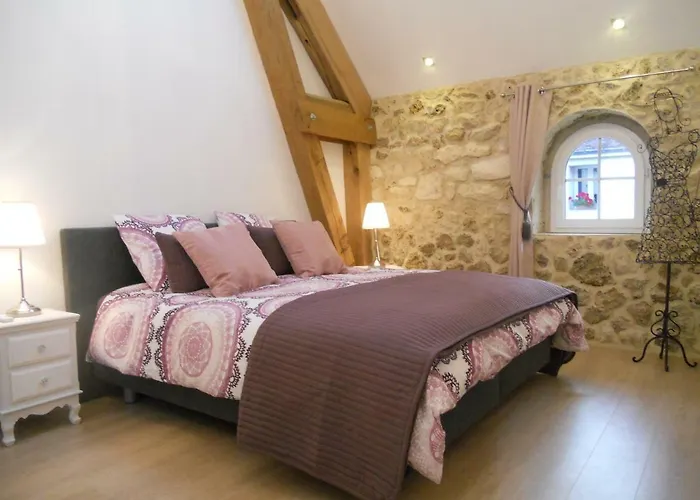 Bed & Breakfast Les Mille Et Pierres 3*