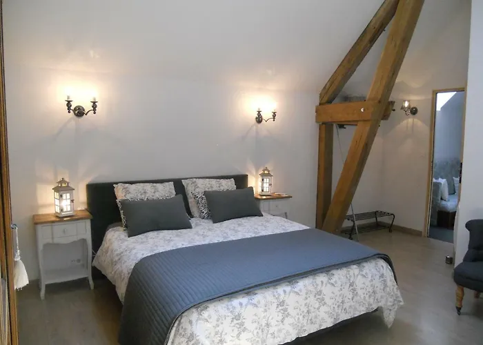 Les Mille Et Pierres 3* Mareuil-le-Port