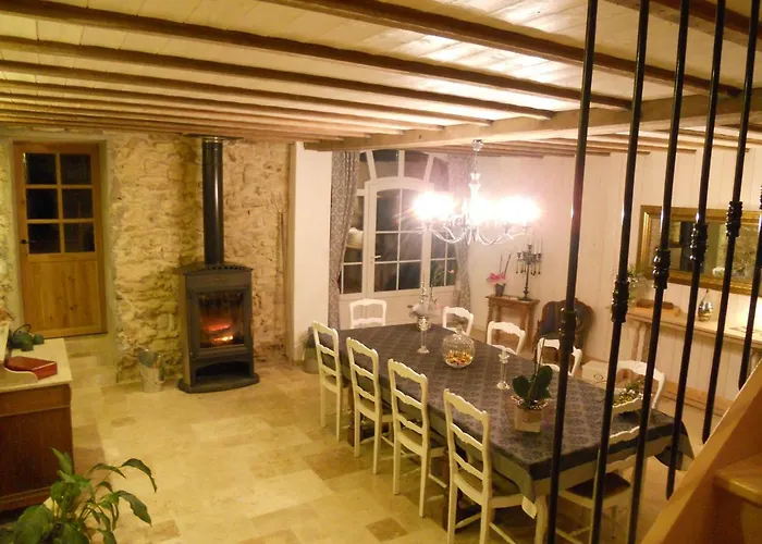 Les Mille Et Pierres Bed & Breakfast