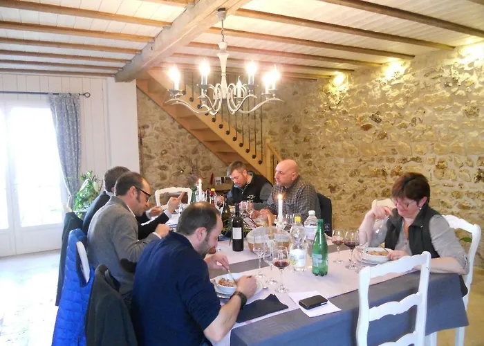 Les Mille Et Pierres Mareuil-le-Port